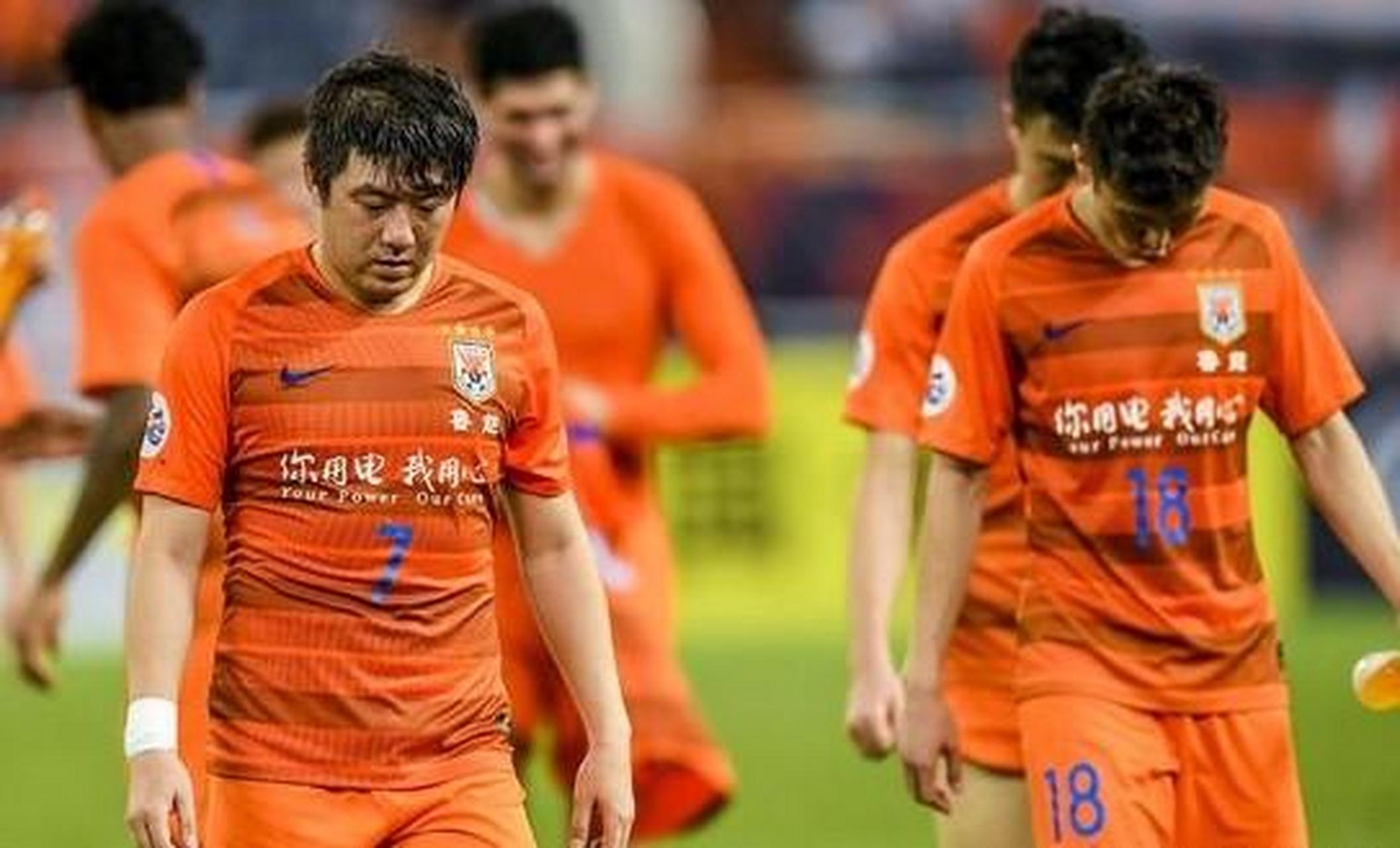 国安客场逼平鲁能：保持稳定表现，继续保持前四位置的简单介绍